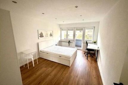 Helles Zimmer in 3er-WG mit Balkon in Top-Lage! - München Giesing