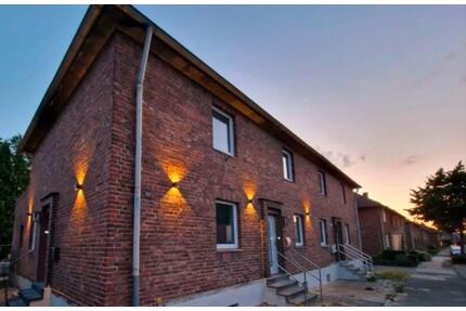 Charmantes Reihen-Eckhaus in zentraler Lage von Baesweiler