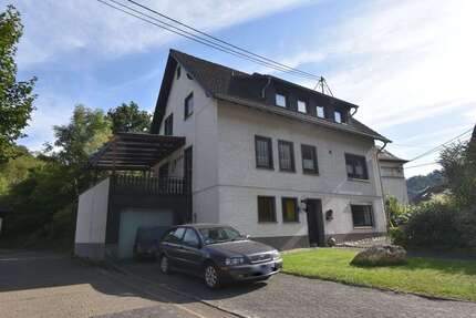 Haus zum Kaufen in Niederbreitbach 198.000,00 € 130 m²