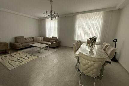 Moderne 3,5 Zimmer-Wohnung sehr bald zu vermieten! - Duisburg Rheinhausen