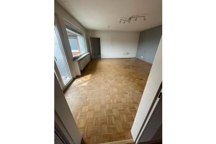 3 Zimmer Wohnung 100 qm in Waggum ab 01.05. - Braunschweig Wabe-Schunter-Beberbach