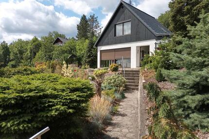 Wochenendhaus mit 3200m² Garten in Arnstadt