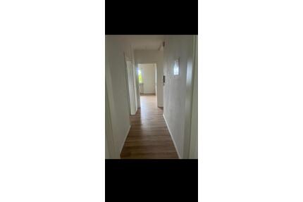 3-Zimmer-Wohnung mit Garage zu vermieten - Amberg