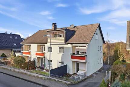 Haus zum Kaufen in Overath 661.000,00 € 353 m²