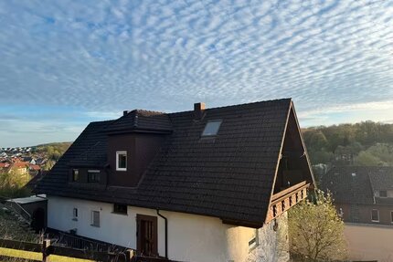 Burghaun, 1-2 Fam. Haus - 399.000,00&nbsp;EUR Kaufpreis, ca.&nbsp; 220,00&nbsp;m&sup2;&nbsp;Wohnfl&auml;che in Burghaun (PLZ: 36151)