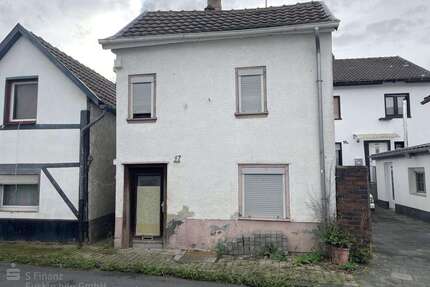 Haus zum Kaufen in Euskirchen 10.000,00 € 1 m²