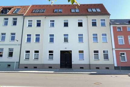 Haus zum Kaufen in Angermünde 695.000,00 € 548 m²