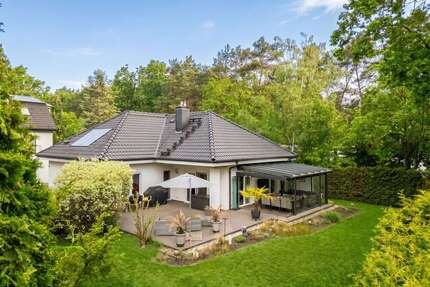 Haus zum Kaufen in Stahnsdorf 1.048.000,00 € 195 m²
