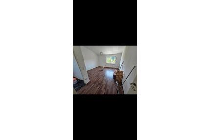 zweigeteiltes WG-Zimmer mit Garten in ruhiger zentraler Lage - Landau in der Pfalz