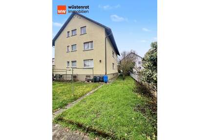 Haus zum Kaufen in Ettlingen Bruchhausen 599.000,00 € 295 m² - Ettlingen / Bruchhausen