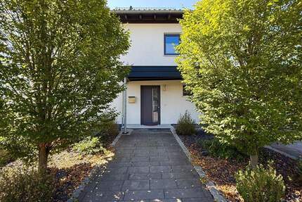 Wohnen auf hohem Niveau mit edlen Details und vielen Extras - Rödental Mönchröden