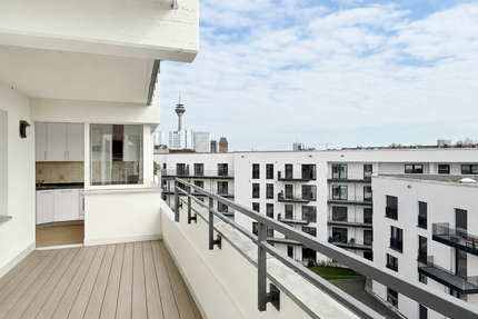 Wohnung zum Kaufen in Düsseldorf 649.000,00 € 130 m²