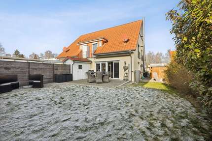 Haus zum Kaufen in Oststeinbek 698.000,00 € 122 m²