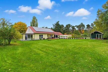 Barrierefreies Einfamilienhaus mit idyllischem Grundstück - Zeithain Röderau-Bobersen