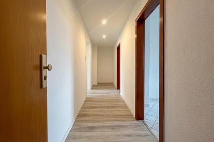 Frisch renoviertes Wohnglück: Helle 2,5-Zimmer-Wohnung zum Erstbezug - Wuppertal Sedansberg