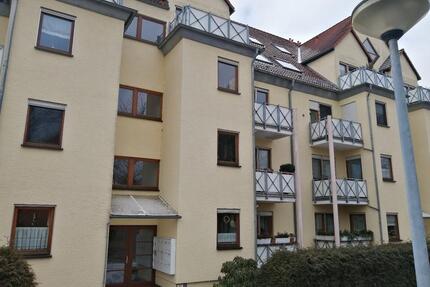 Verkaufe 2-Zimmer-Wohnung mit zwei Balkonen und TG-Stellplatz - Freiberg