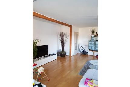 Charmante 3-Zimmer-Wohnung mit Kachelofen und Wintergarten - Ursensollen
