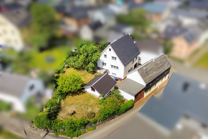 Haus zum Kaufen in Rosenthal am Rennsteig 89.900,00 € 139.4 m²