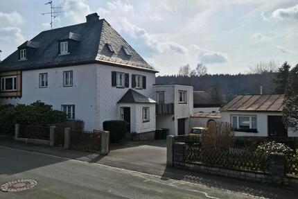 Großes Anwesen, Mehrfamilienhaus, Einliegerwohnung, Werkstatt - Münchberg