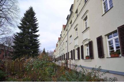 Idyllische Lage - 2-Zi-Altbauwohnung mit Loggia, Garten* - Dresden Leuben