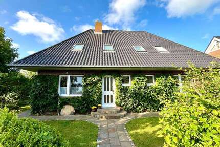 Haus zum Kaufen in Alkersum 649.000,00 € 168 m²