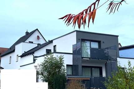 Haus zum Kaufen in Fernwald Steinbach 1.100.000,00 € 373 m² - Fernwald / Steinbach