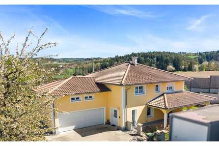 Haus zum Kaufen in Wenzenbach 899.000,00 € 190 m²