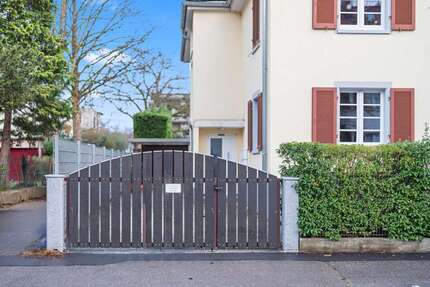 Haus zum Kaufen in Freiburg im Breisgau 1.585.000,00 € 250 m²