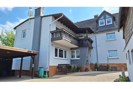 Charmantes Einfamilienhaus mit Nebengebäude - Greifenstein