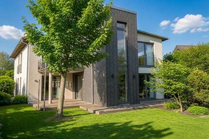 Haus zum Kaufen in Braunschweig 980.000,00 € 234 m²