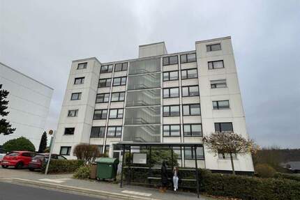 Zwei Zimmer Wohnung mit Südwestbalkon in zentraler Lage von Fuldabrück-Bergshausen