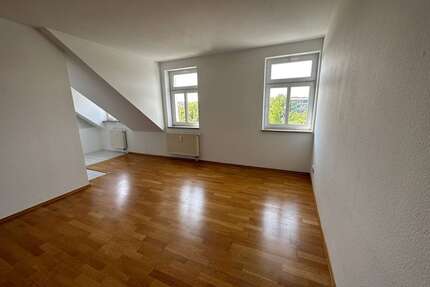Wohnung zum Mieten in Zwickau 326,00 € 48 m²