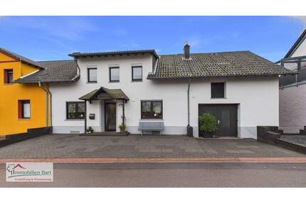 METTLACH-NOHN: WOHNHAUS MIT 2 WOHNUNGEN GARAGE GARTEN IN RUHIGER WOHNLAGE! - Mettlach / Nohn