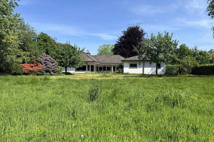 Bungalow in Toplage - 560.000,00&nbsp;EUR Kaufpreis, ca.&nbsp; 168,00&nbsp;m&sup2;&nbsp;Wohnfl&auml;che in Leck (PLZ: 25917)