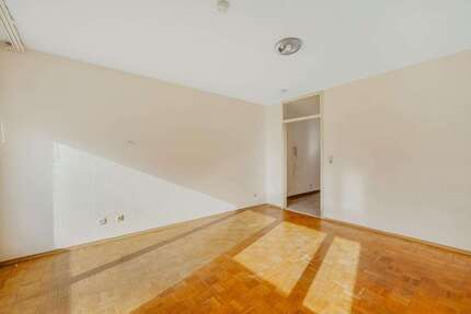 Wohnung zum Kaufen in Stuttgart-Hofen 139.900,00 € 37 m²