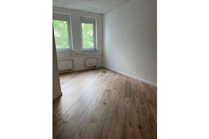 Büro in Ludwigshafen 1.650,00 € 130 m²