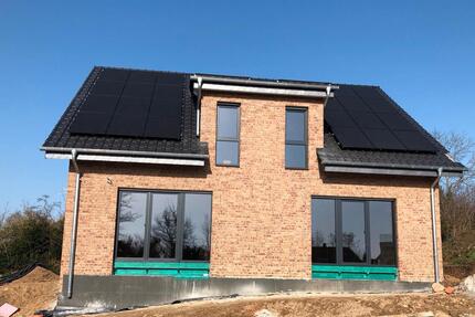 Energieeffizienter Neubau Erstbezug DHH - Detmold Hakedahl