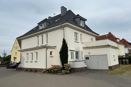 Moderne 4 Zi + EBK + Dachterrasse - Diepholz