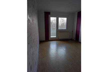 3 Raum Wohnung - 300,00&nbsp;EUR Kaltmiete, ca.&nbsp; 67,00&nbsp;m&sup2; in Pasewalk (PLZ: 17309)