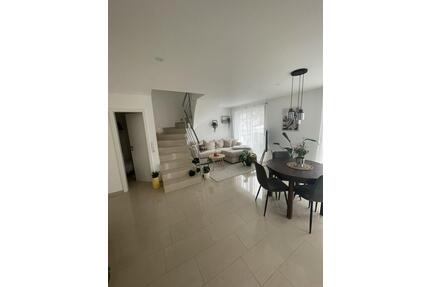 Maisonette - 690,00&nbsp;EUR Kaltmiete, ca.&nbsp; 67,00&nbsp;m&sup2; in Bräunlingen (PLZ: 78199)