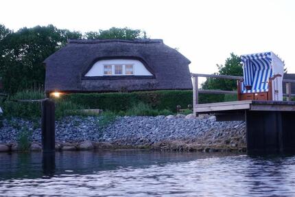 Haus in direkter Seelage - Sellin - Sonneninsel Rügen - Reetdach