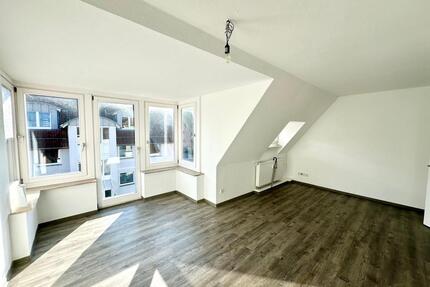 Großzügige Dachgeschosswohnung Wohnung in Detmold