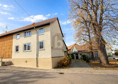 HISTORISCH VIEL PLATZ MIT GARTEN UND GARAGE - Arnstadt