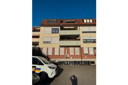 4-Zimmer-Dachgeschosswohnung mit Wintergarten, - Fellbach