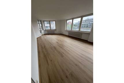 Wohnung zum Mieten in Pforzheim 765,00 € 90 m²
