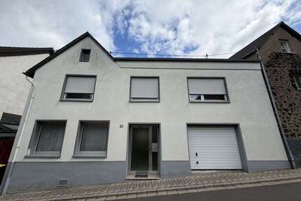 Haus zum Kaufen in Ochtendung 159.000,00 € 133.79 m²