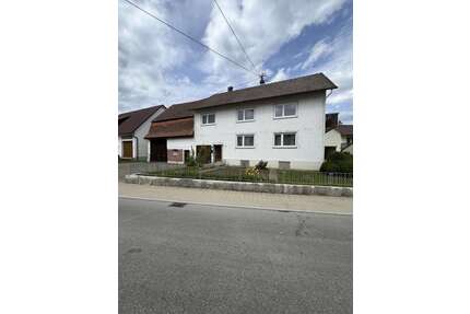 Haus zum Kaufen in Renquishausen 275.000,00 € 151.15 m²