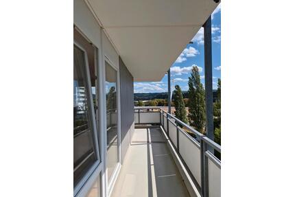 Schöne helle 3-Zimmer Wohnung - 251.000,00&nbsp;EUR Kaufpreis, ca.&nbsp; 96,00&nbsp;m&sup2; in Lahr (Schwarzwald) (PLZ: 77933)