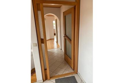 2-Zimmerwohnung mit Balkon und Autoabstellplatz an Einzelperson - Villingen-Schwenningen
