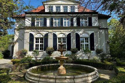 Exklusive Villenwohnung mit herrschaftlichem Charakter, eigener Gartenanteil, Einbauküche - Dresden Radeberger Vorstadt